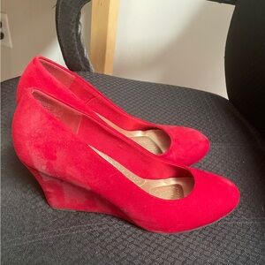 Size 11 red velour wedges
